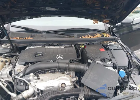 2020 Mercedes-Benz A 220 4Matic z USA, uszkodzony, nr VIN WDD3G4FB3LW040170